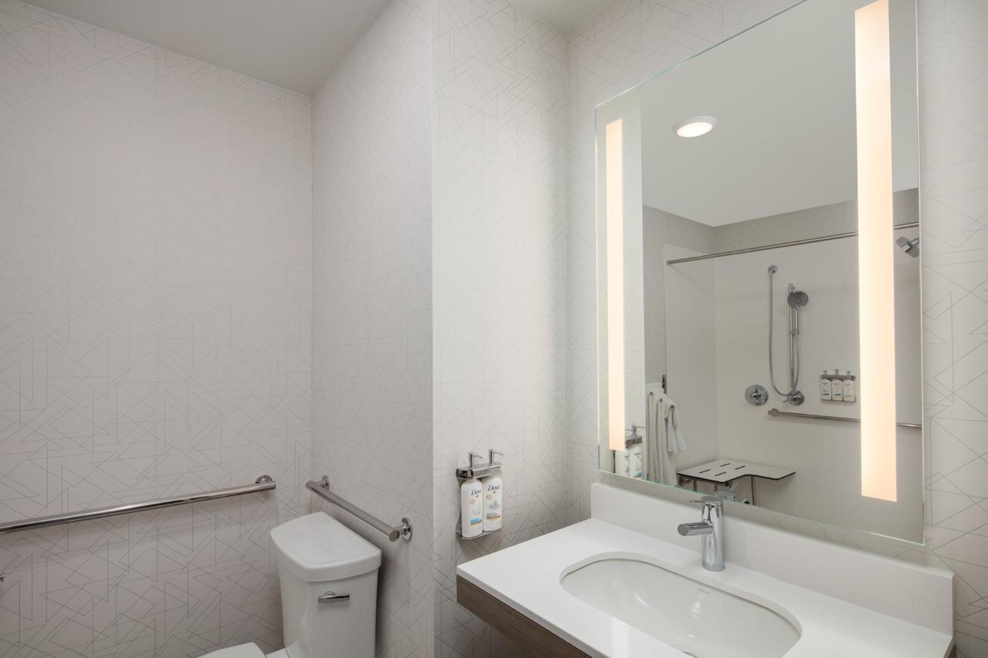 Holiday Inn Express Bothell By Ihg Zewnętrze zdjęcie