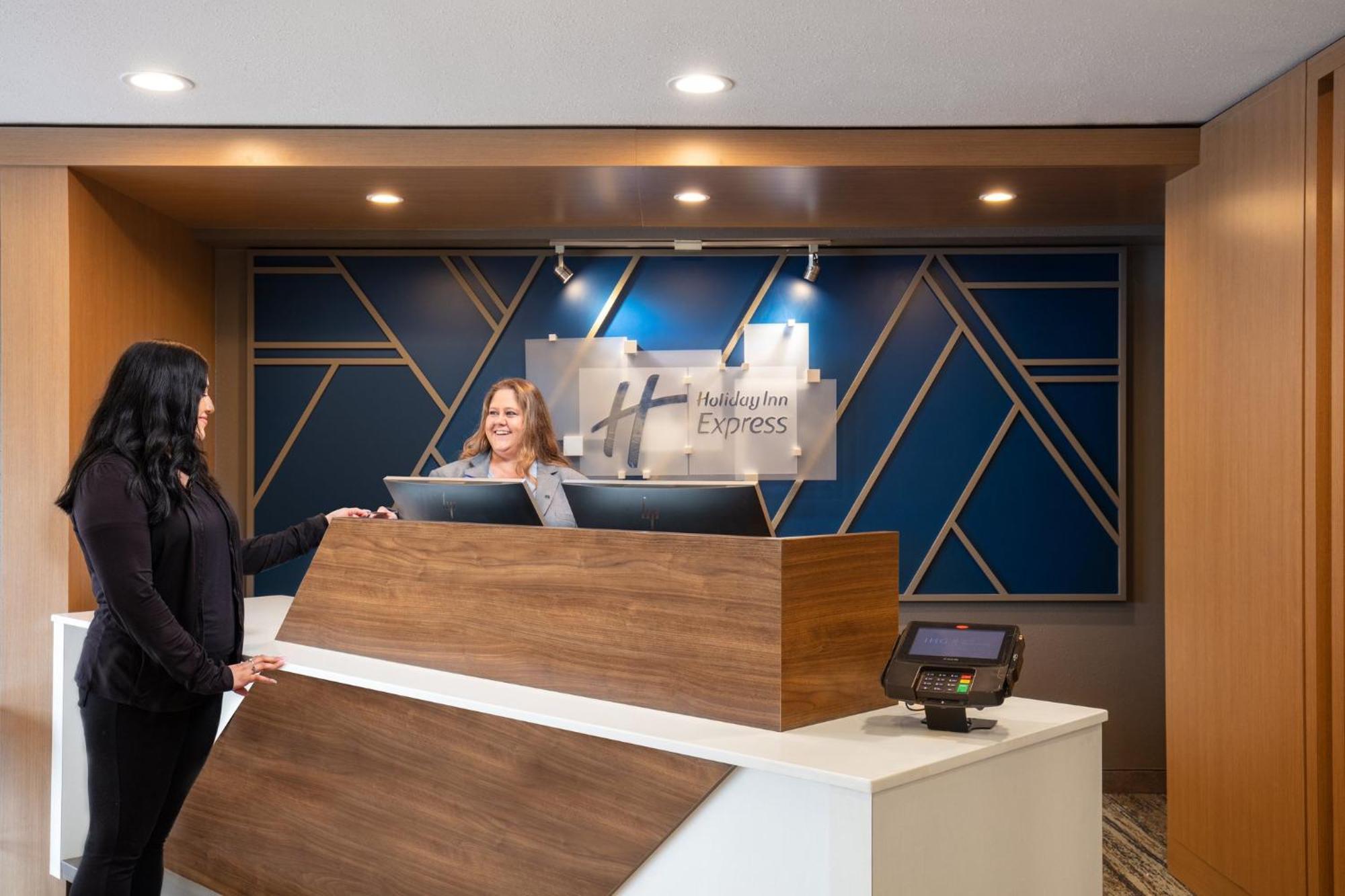 Holiday Inn Express Bothell By Ihg Zewnętrze zdjęcie